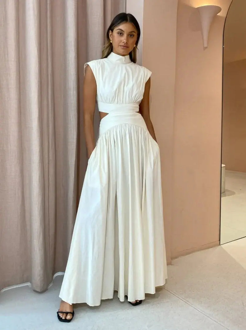 Vestido Branco Longo Plissado elegante