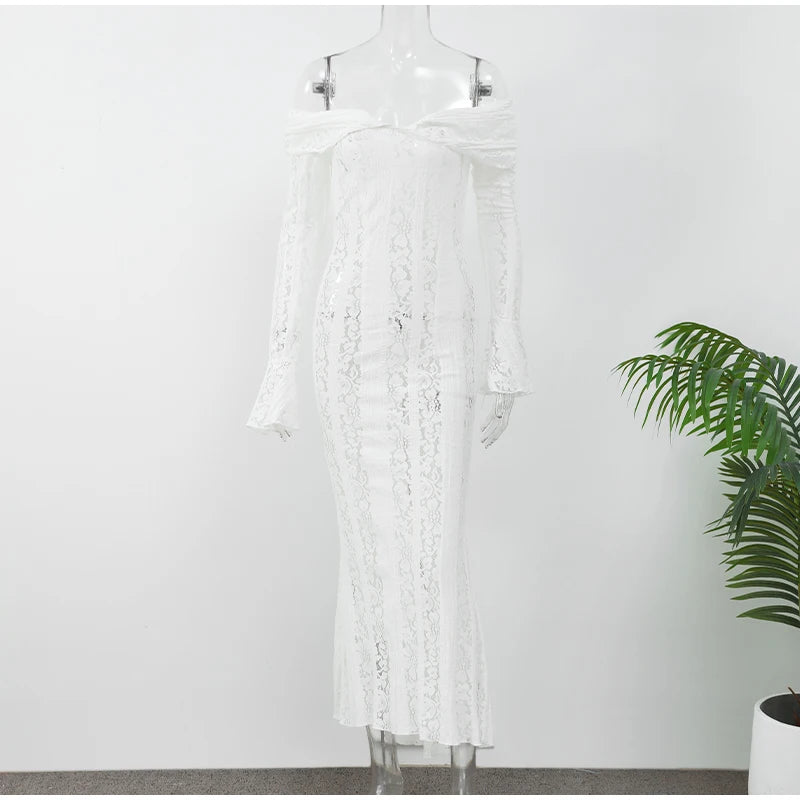 Vestido Branco Estilo Sereia com manga longa