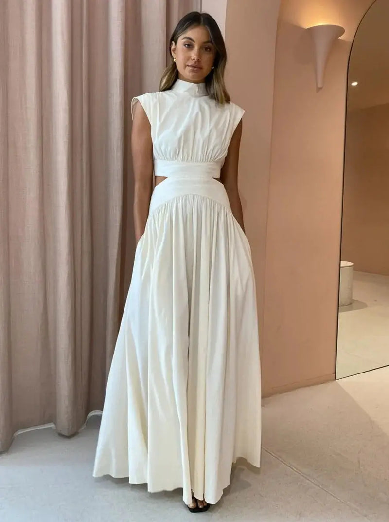 Vestido Branco Longo Plissado elegante