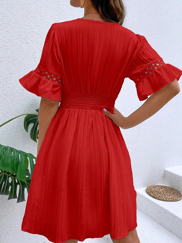 Vestido Praiano com renda e decote V